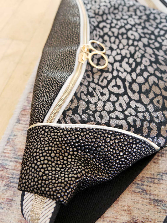 Banane - n°3 Cuir noir léopard et gris métallisé