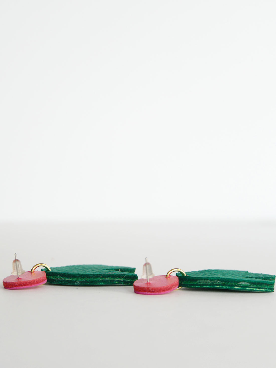 BILBAO - Boucles d'oreilles cuir vert / rose
