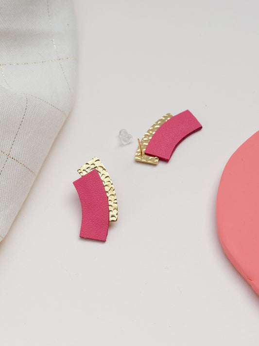 MENPHIS - Puces d'oreilles en cuir rose fuchsia