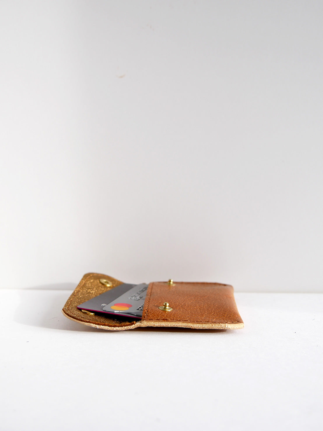 Porte-cartes en cuir marron clair PC42