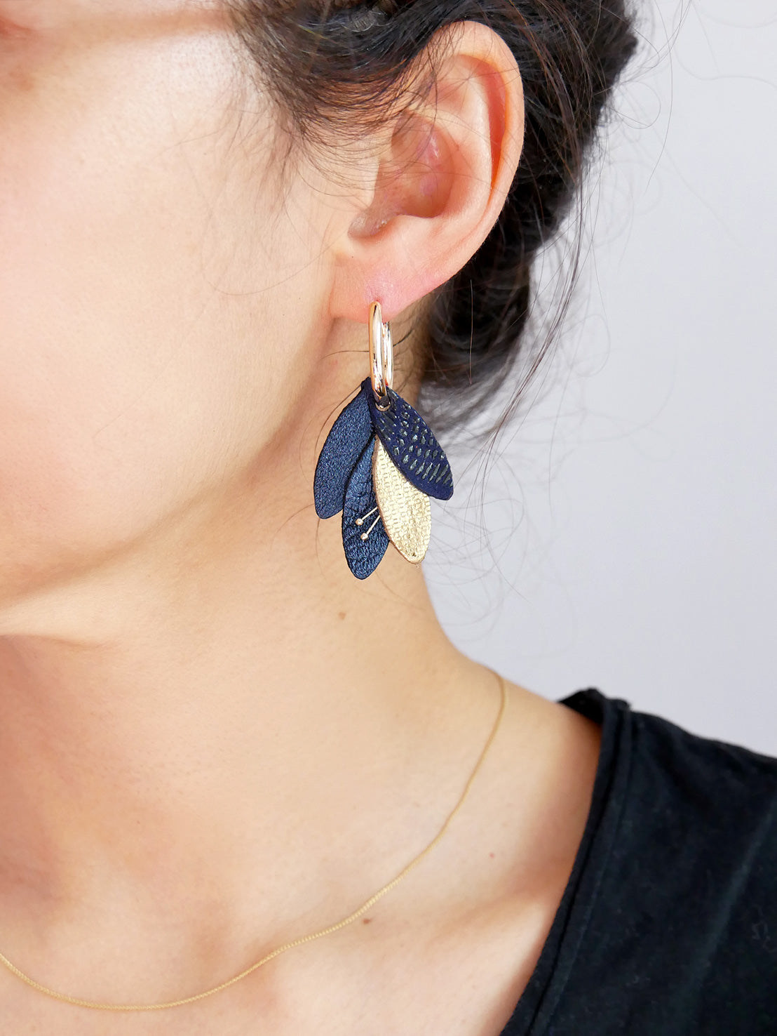 RIO - Boucle d'oreilles bleu minuit