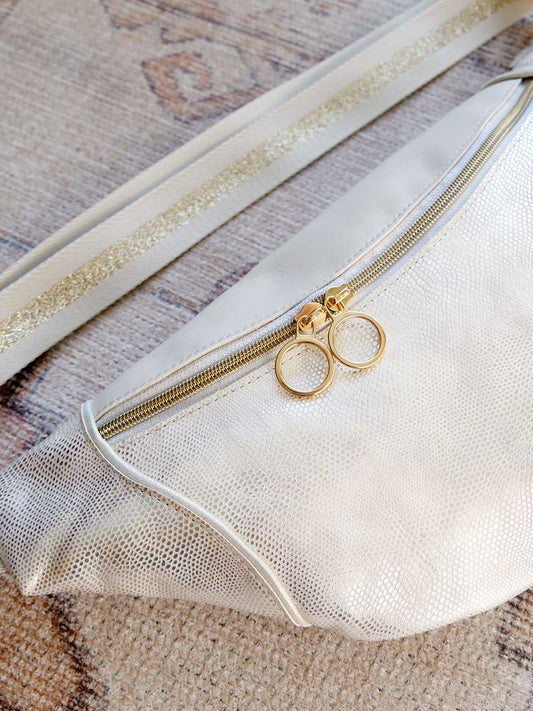 Banane - n°27 Cuir blanc crème or motifs serpent