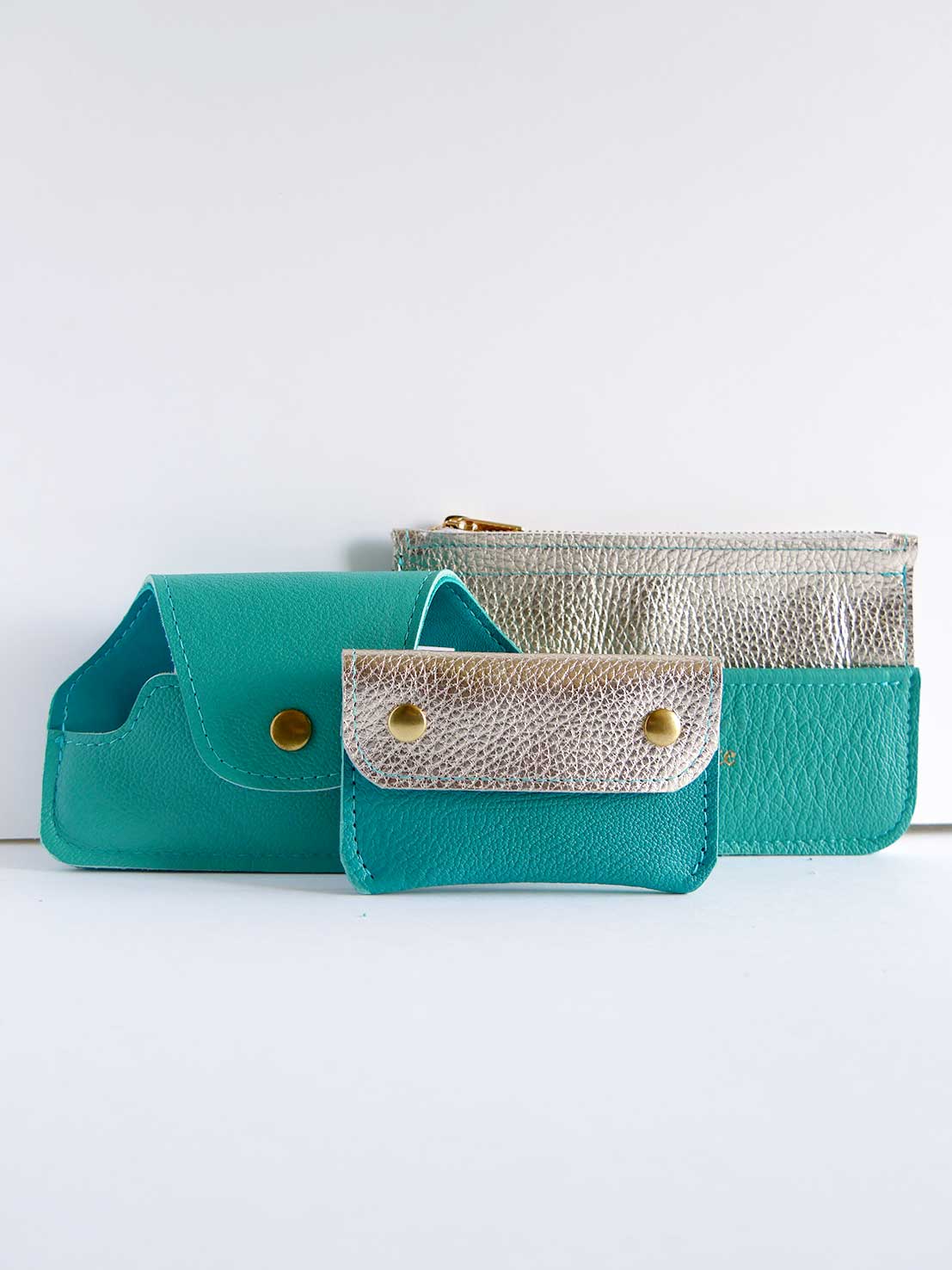 Etui à lunettes en cuir turquoise ET49