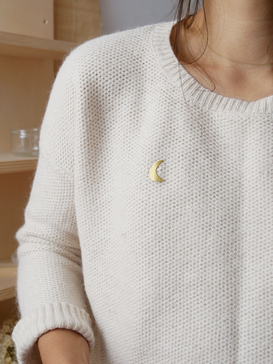 Pin's lune naïve