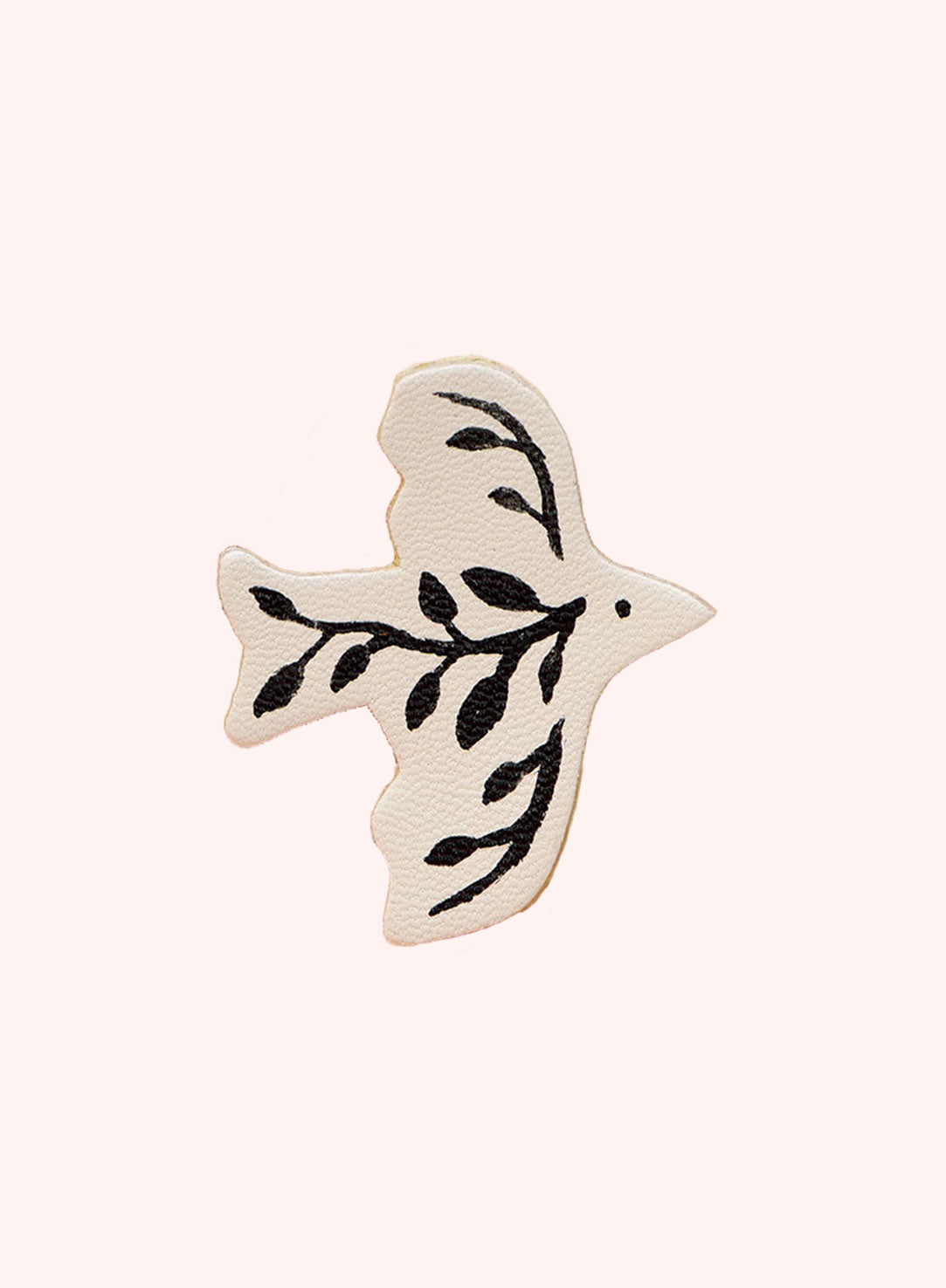 L'envolée - pin's oiseau en cuir