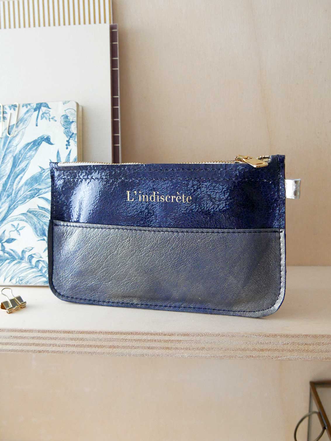 Pochettes en cuir bleu nuit et pois P102/ P103 / P104