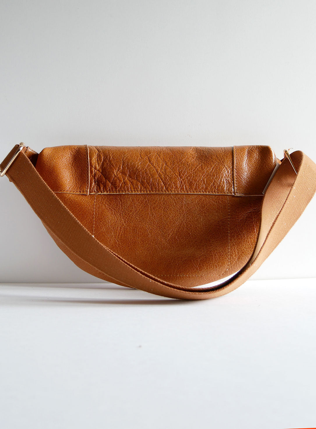 Banane - n°34 Cuir camel vintage