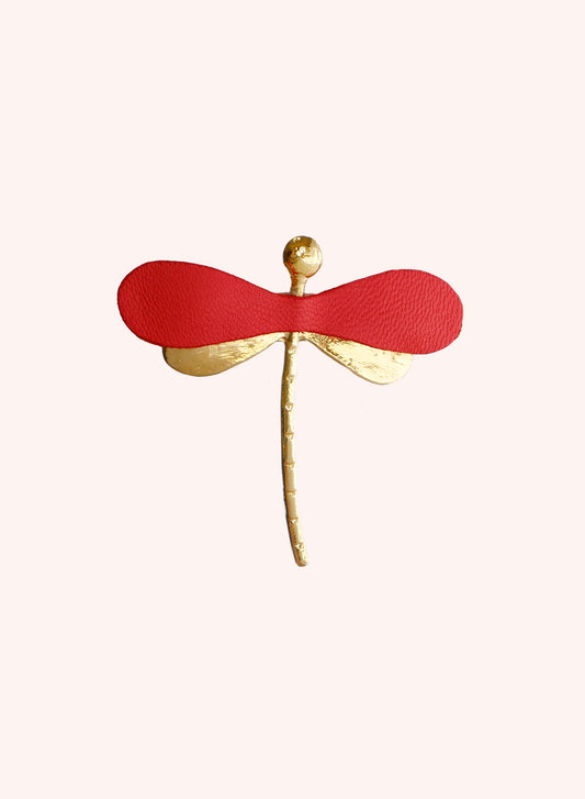 La Libellule - Broche libellule en cuir rouge et or