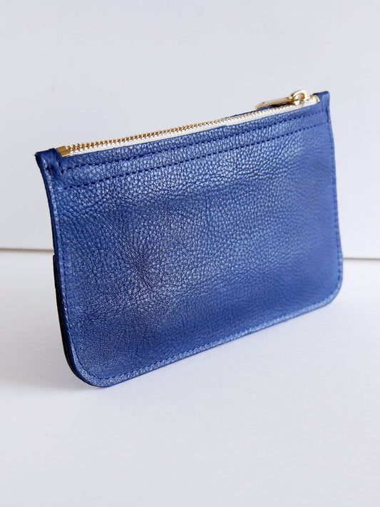 Pochette en cuir bleu nuit- P150
