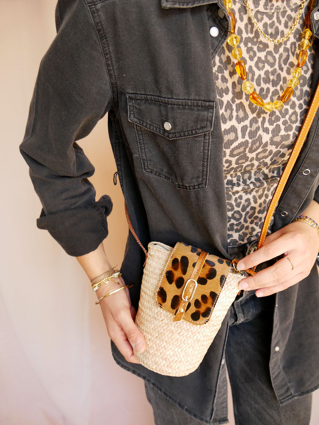 Panier 113 - Mini Panier en osier et cuir léopard à bandoulière