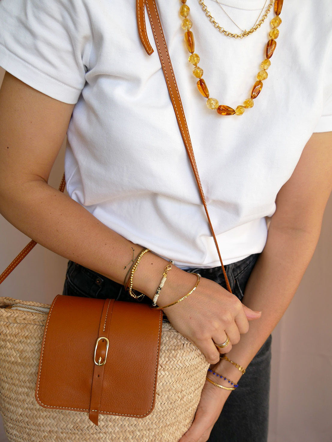 Panier 131 - Panier en osier et cuir camel à bandoulière