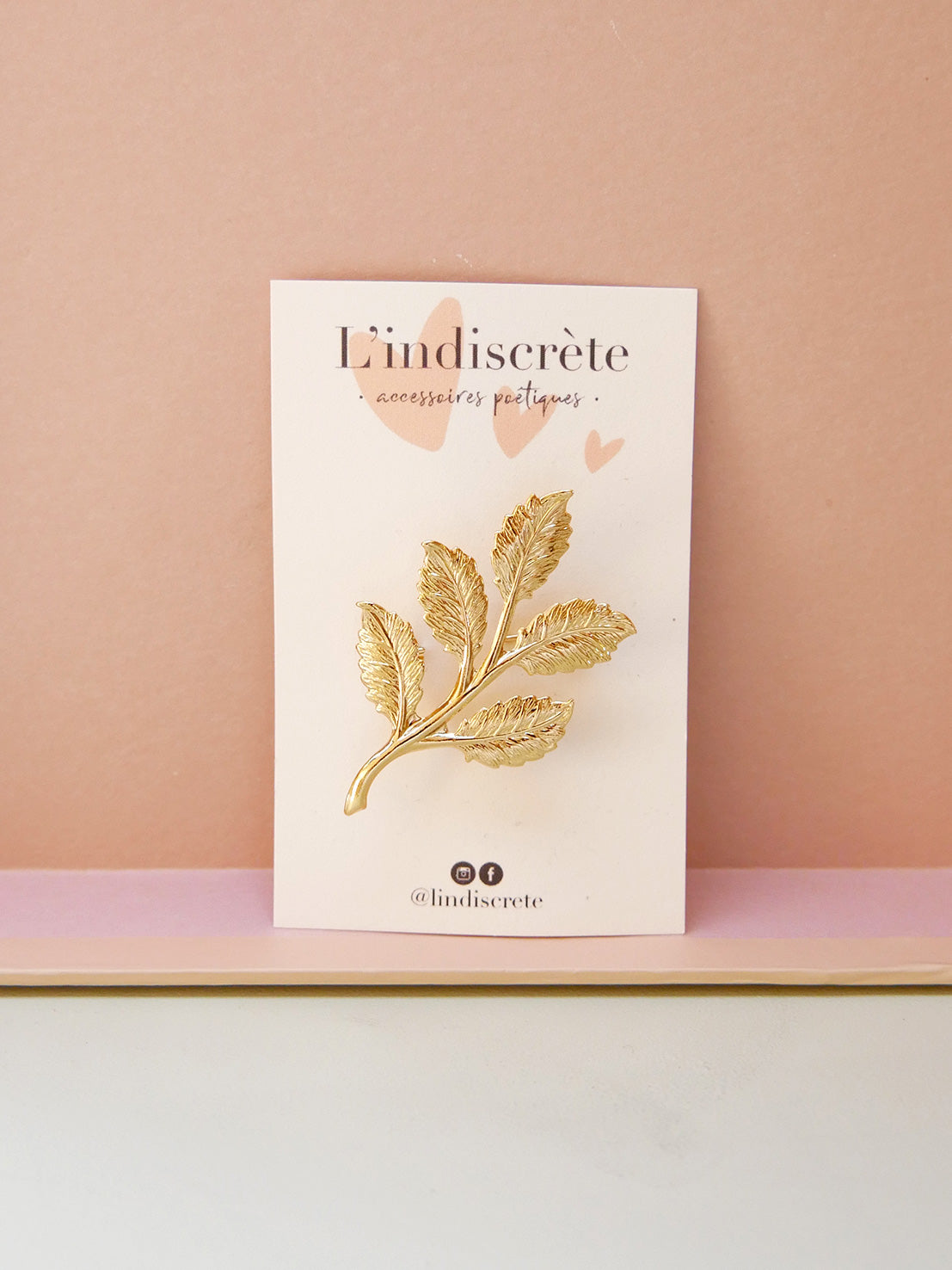 Broche feuilles dorées