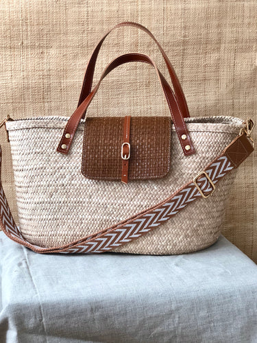 Numéro 29 - Panier en osier et cuir tressé à anses en cuir et à bandoulière zigzag