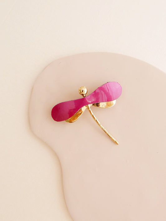 La Libellule - Broche libellule en cuir hibiscus