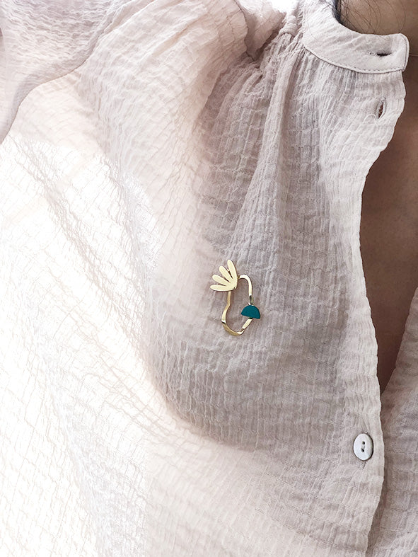 NAMI - Broche Nami en cuir bleu canard