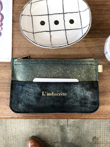 Pochette en cuir vert paon et or